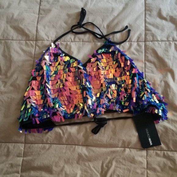 NWT Fashion Nova Take Me Dancing Halter Sequin Top - Picture 6 of 8